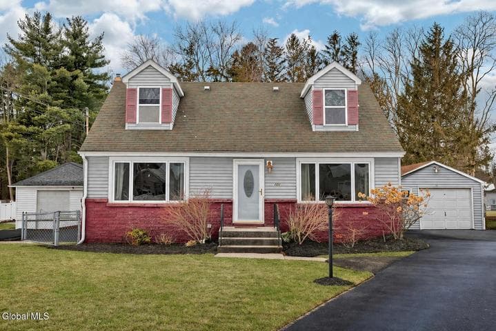 101 Waterman Avenue, Colonie, NY, photo 1