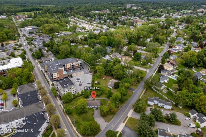126 West Avenue, Saratoga Springs, NY, photo 3