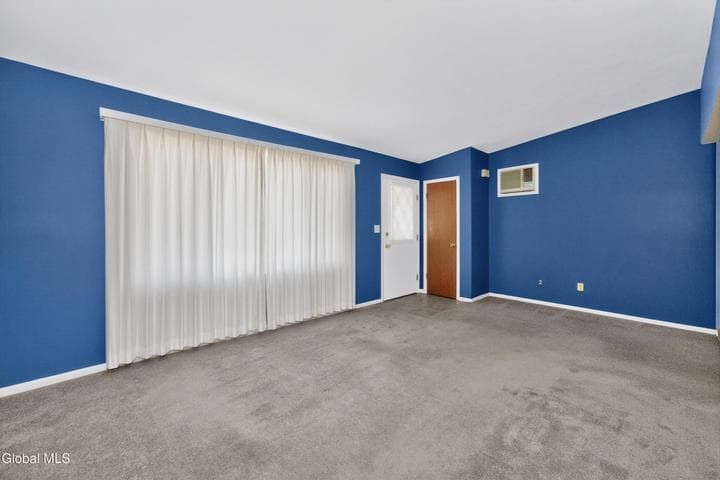 4C Lacosta Drive, Clifton Park, NY, photo 5