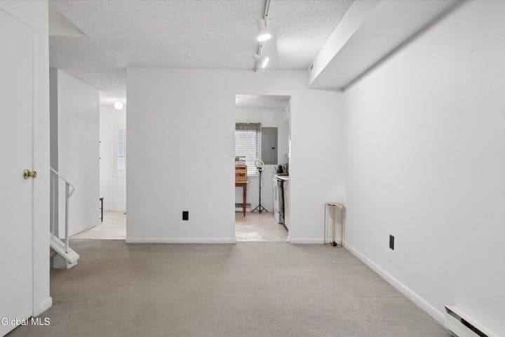 82 Crestwood Terrace, Albany, NY, photo 5