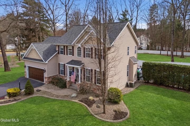 107 Cobble Hill Drive, Wilton, NY, photo 1