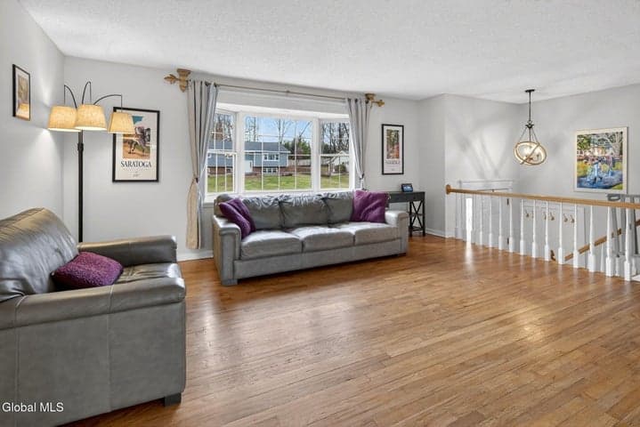 766 Westmoreland Drive, Niskayuna, NY, photo 3