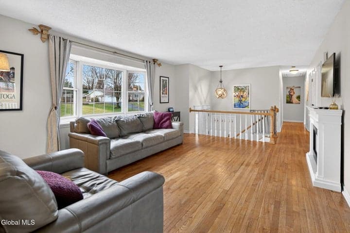 766 Westmoreland Drive, Niskayuna, NY, photo 4