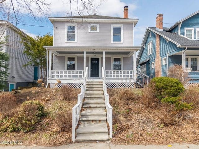 18 Fairlawn Avenue, Albany, NY, photo 1