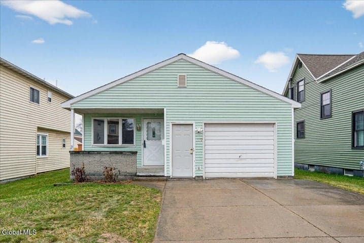 2507 Augustine Avenue, Rotterdam, NY, photo 1
