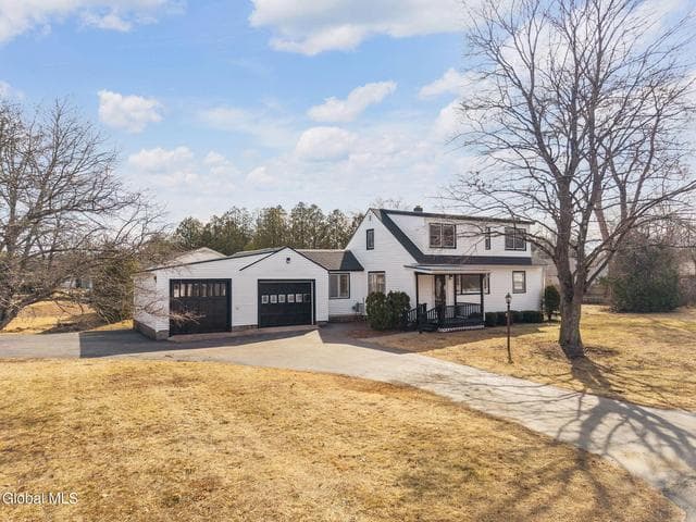 6 Woodside Avenue, Moreau, NY, photo 2
