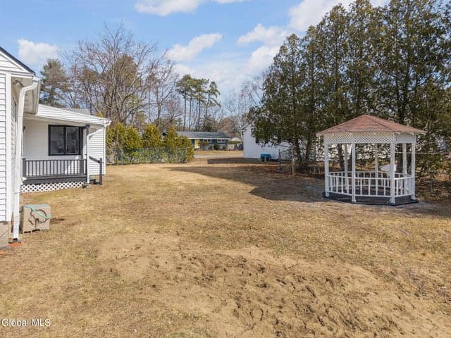 6 Woodside Avenue, Moreau, NY, photo 5