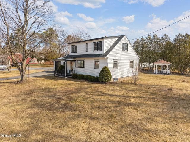 6 Woodside Avenue, Moreau, NY, photo 4