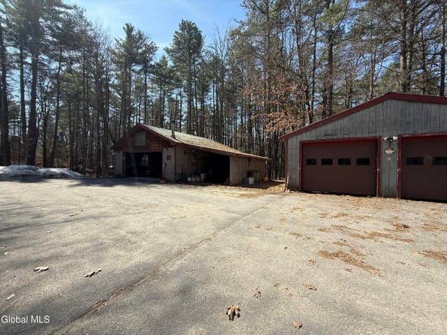 354 Ruggles Road, Wilton, NY, photo 4