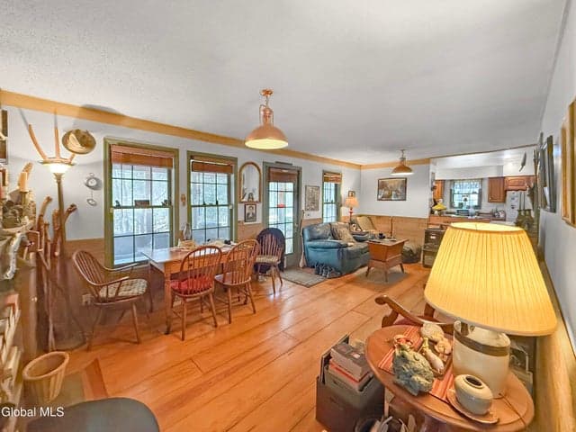 354 Ruggles Road, Wilton, NY, photo 5