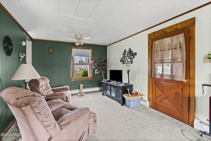 691 Bridge Street, Bethlehem, NY, photo 3