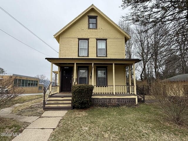 115 Oak Street, Corinth, NY, photo 1