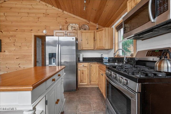 12 Minder Road, Corinth, NY, photo 4
