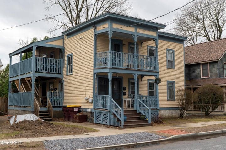28 Waterbury Street, Saratoga Springs, NY, photo 2