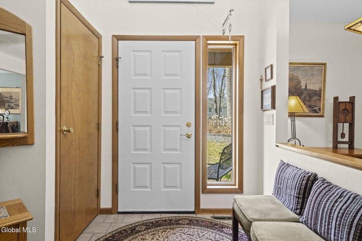 14 W Berkshire Drive, Clifton Park, NY, photo 4