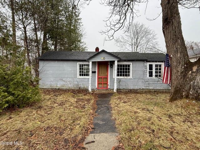 60 Wilson Avenue, South Glens Falls, NY, photo 2