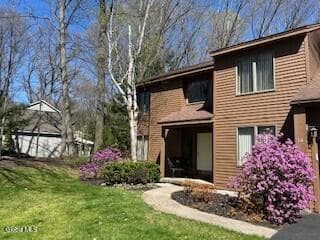 14 W Berkshire Drive, Clifton Park, NY, photo 2