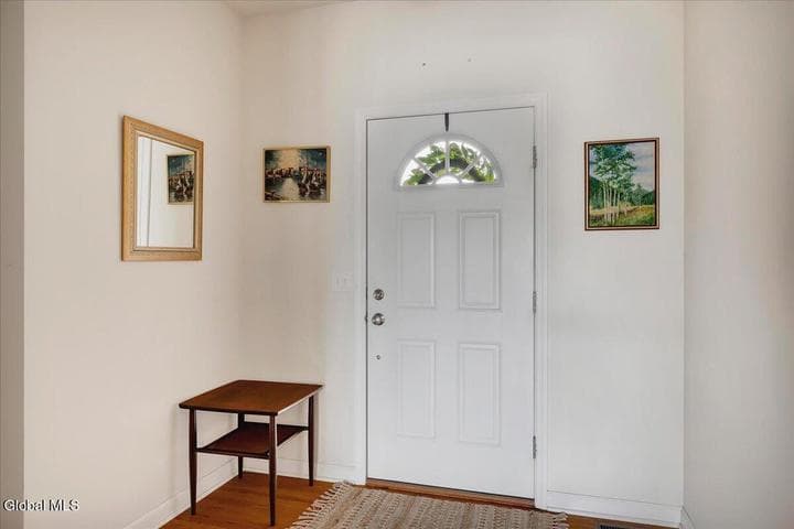 15 Rosemore Place, Halfmoon, NY, photo 3