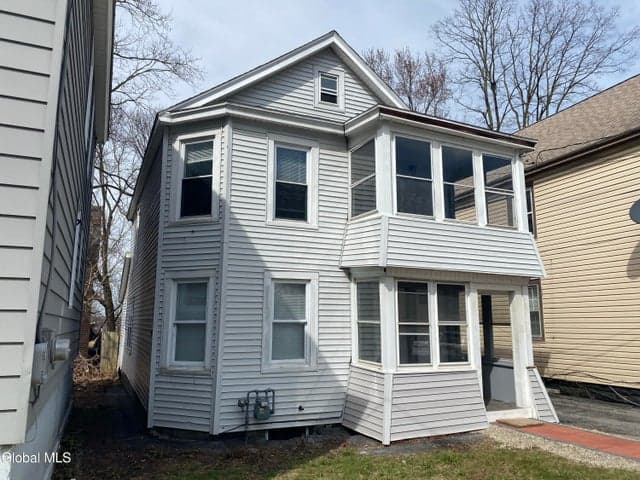 885 Yorkston Street, Schenectady, NY, photo 3