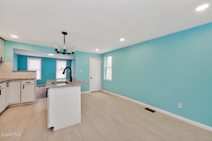 397 10th Street, Troy, NY, photo 4