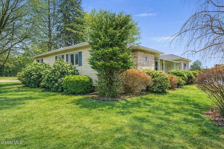 800 S Melcher Street, Johnstown, NY, photo 2