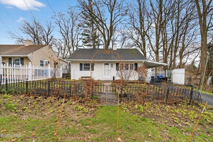 39 Orlando Avenue, Albany, NY