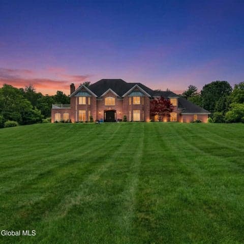 9 Sage Estate, Menands, NY, photo 3