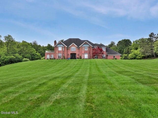 9 Sage Estate, Menands, NY, photo 4