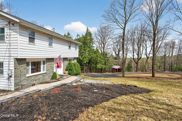 54 High Point Road, Berne, NY, photo 4