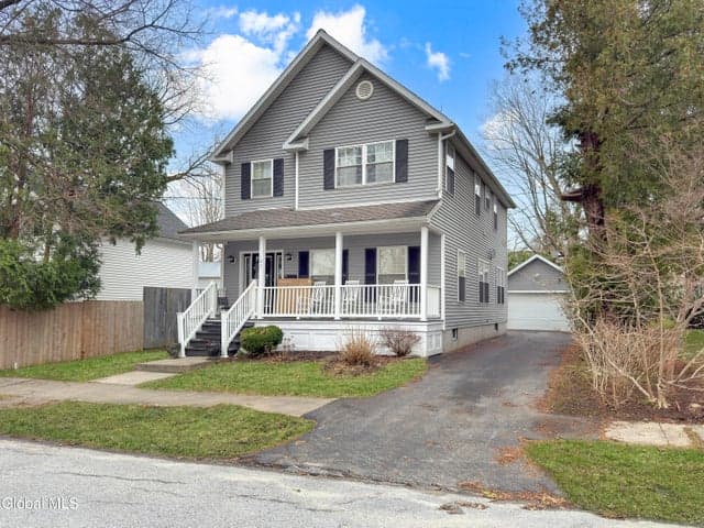 107 Catherine Street, Saratoga Springs, NY, photo 1