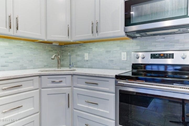 270 Schodack Drive, Schodack, NY, photo 4