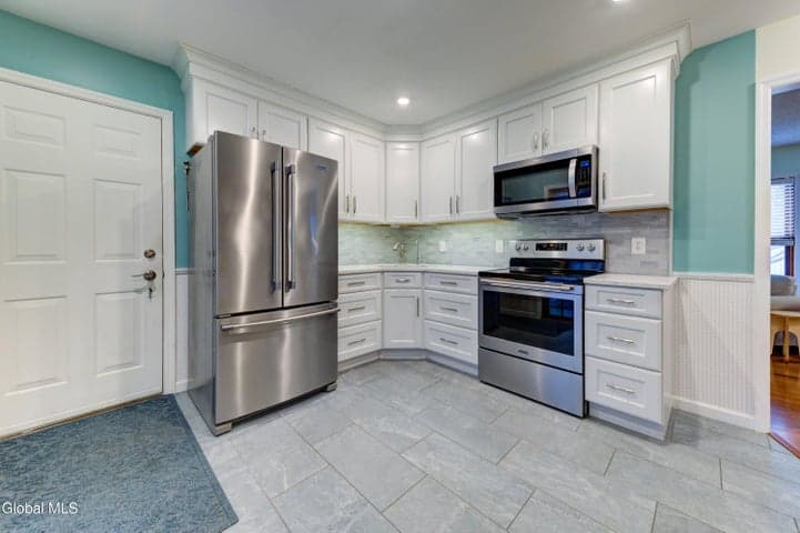 270 Schodack Drive, Schodack, NY, photo 3