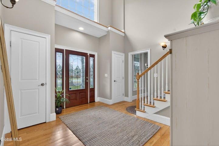 2 Meghan Court, Wilton, NY, photo 5