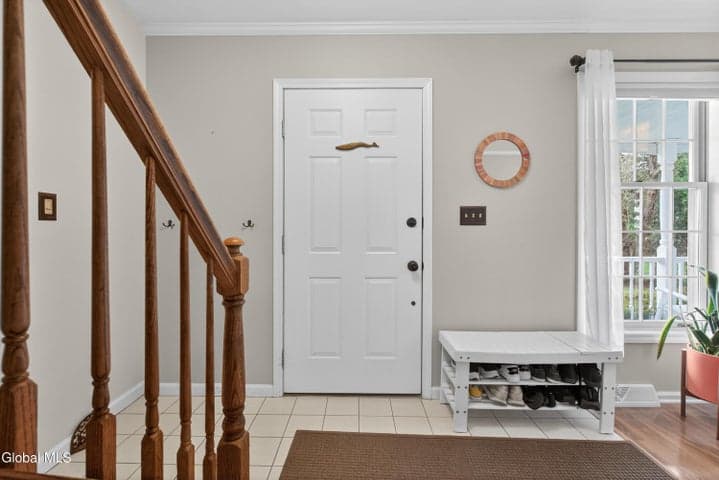 7 Gloucester Street, Clifton Park, NY, photo 4