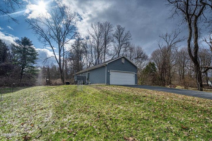 56 Meadowbrook Road, Queensbury, NY, photo 4