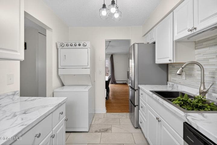 80 Crestwood Terrace, Albany, NY, photo 4