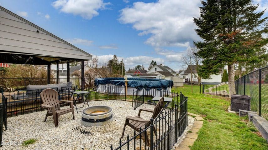 31 Catherine Street, Amsterdam, NY, photo 4