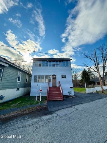 32 Lawrence Street, Watervliet, NY, photo 1