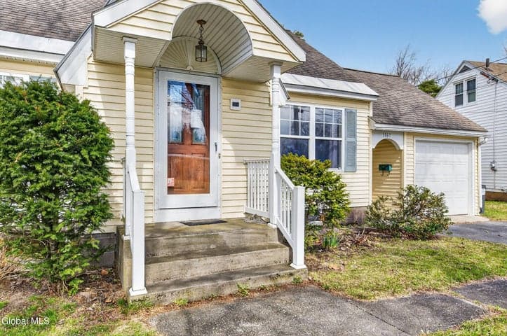 1161 Jerry Avenue, Rotterdam, NY, photo 2