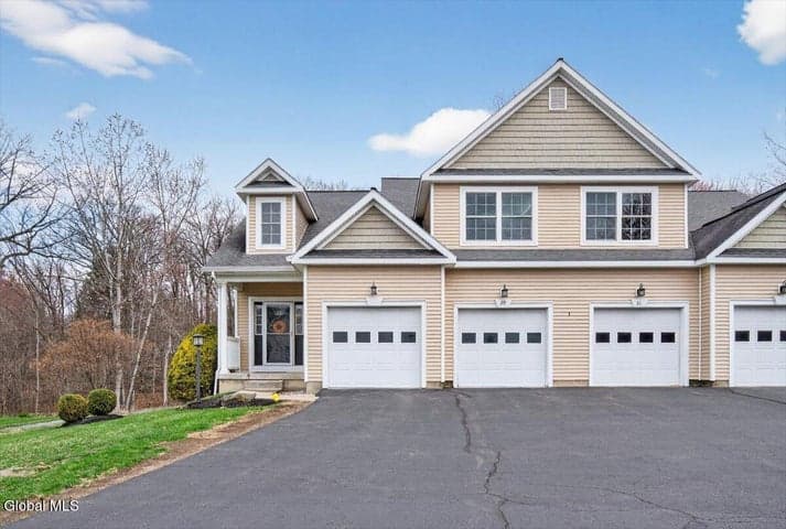 29 Jordan Point Drive, North Greenbush, NY, photo 1