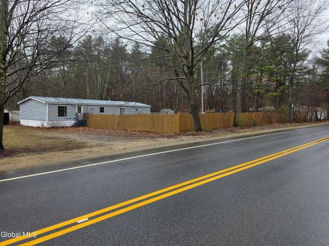 141 Heath Road, Corinth, NY, photo 1