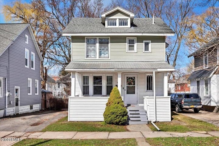 1075 Keyes Avenue, Schenectady, NY, photo 1