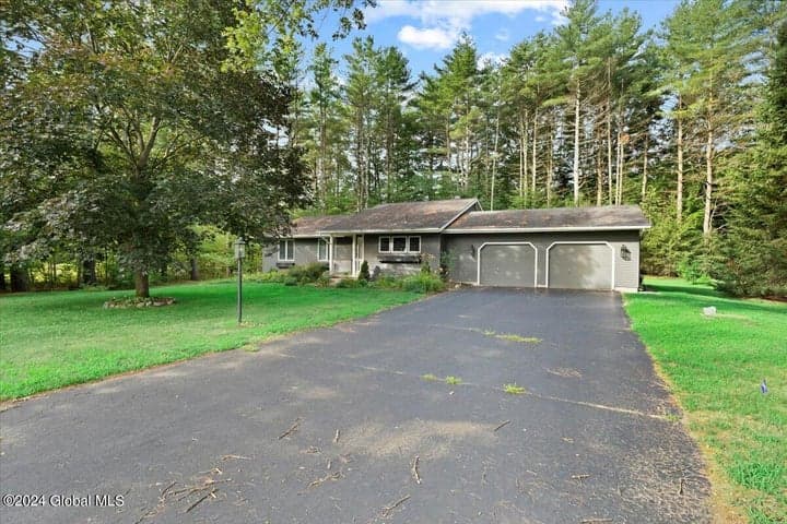 1 Foxhound Run, Saratoga Springs, NY, photo 4