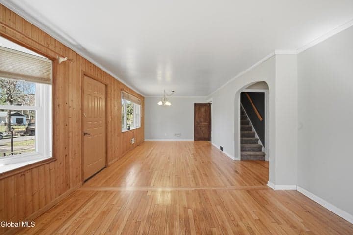 138 Birchwood Drive, Guilderland, NY, photo 2