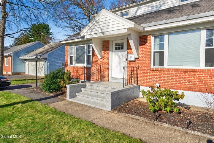 9 Mullen Drive, Rotterdam, NY, photo 2