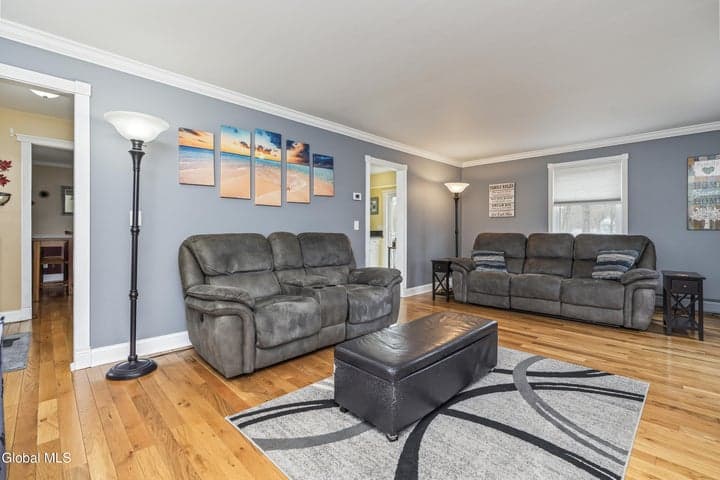 7 Chango Drive, Malta, NY, photo 5