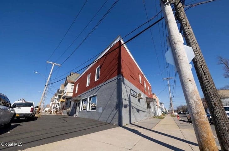 1115 McClyman Street, Schenectady, NY, photo 2