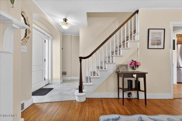 9 Luzerne Place, Queensbury, NY, photo 3