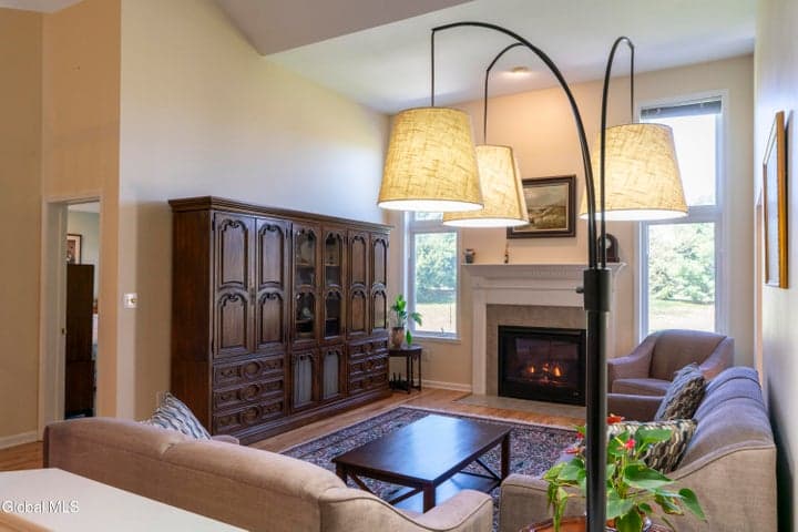 11 Mallard Cove, Malta, NY, photo 4