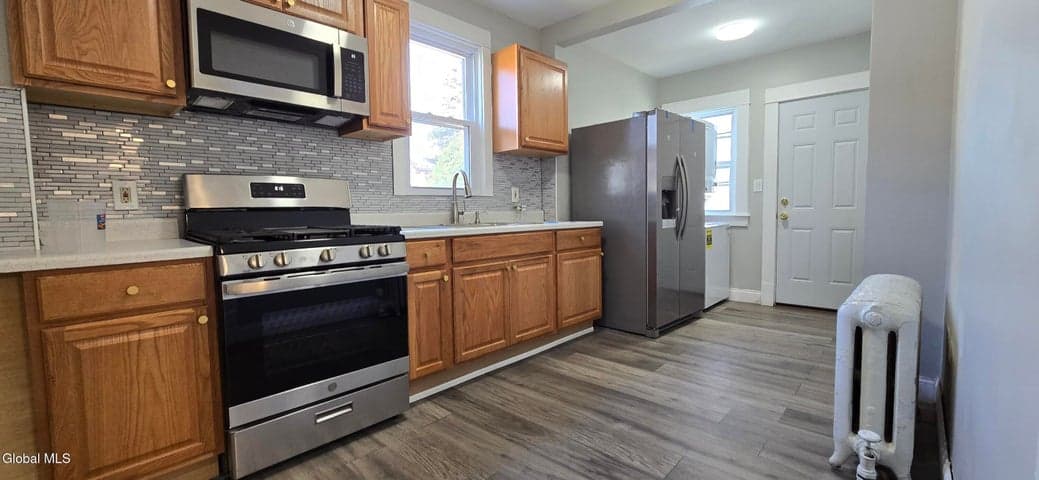 23 Albion Avenue, Albany, NY, photo 4